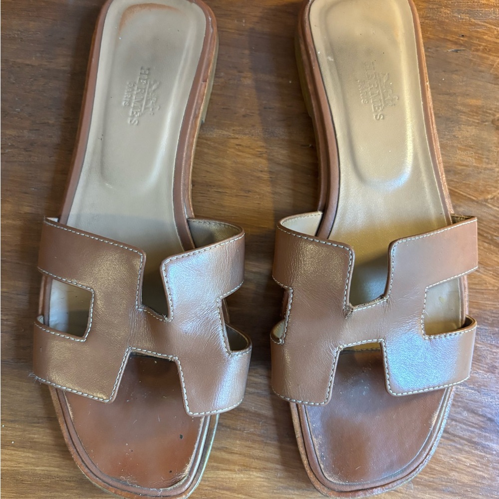 Hermes Brown Oran Sandals